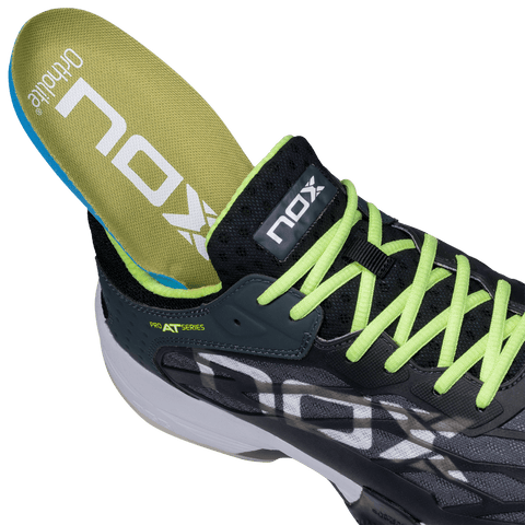 NOX AT10 Lux zwart / groen / grijs padelschoenen 2023 - PadelAmigos